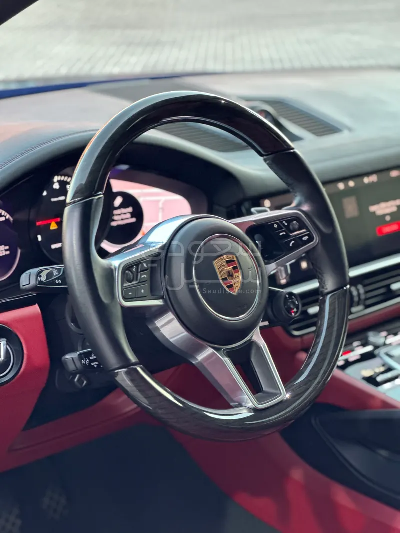 2021 Porsche Cayenne Coupe