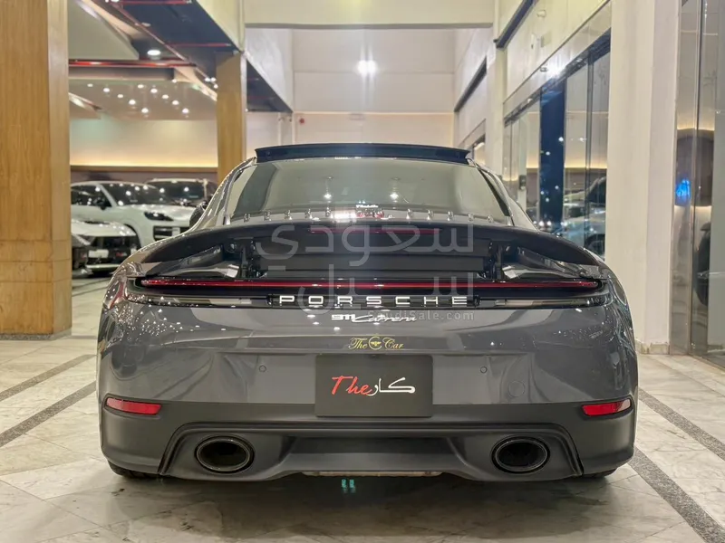 2025 Porsche 911 Carrera