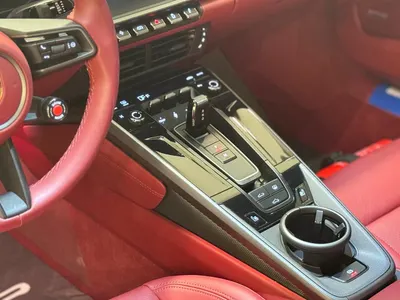 2025 Porsche 911 Carrera
