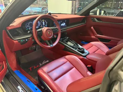 2025 Porsche 911 Carrera