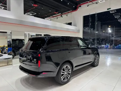2023 Land Rover Range Rover Vogue SE