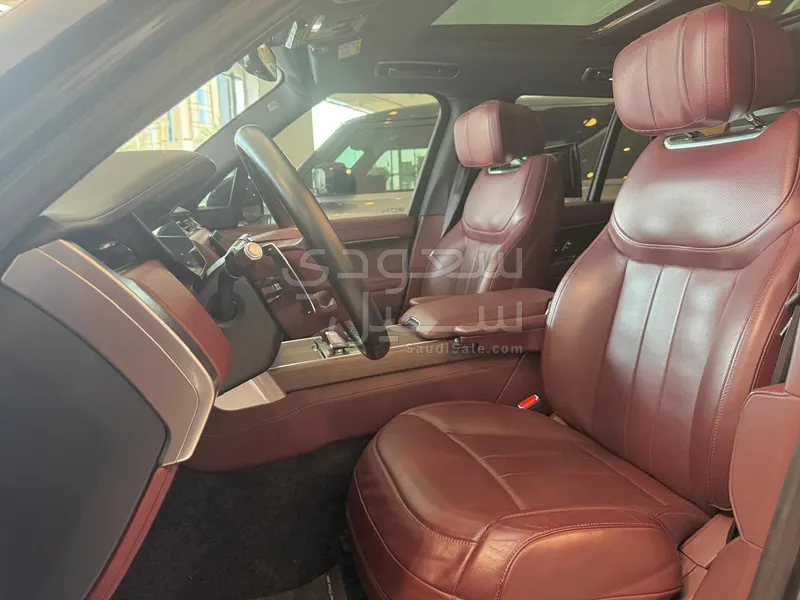 2022 Land Rover Range Rover Autobiography