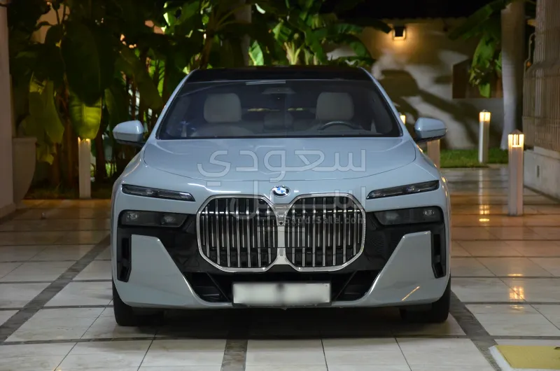 2024 BMW 7 Series 735Li