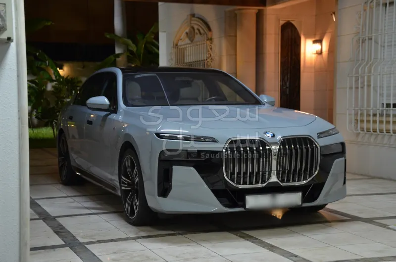 2024 BMW 7 Series 735Li