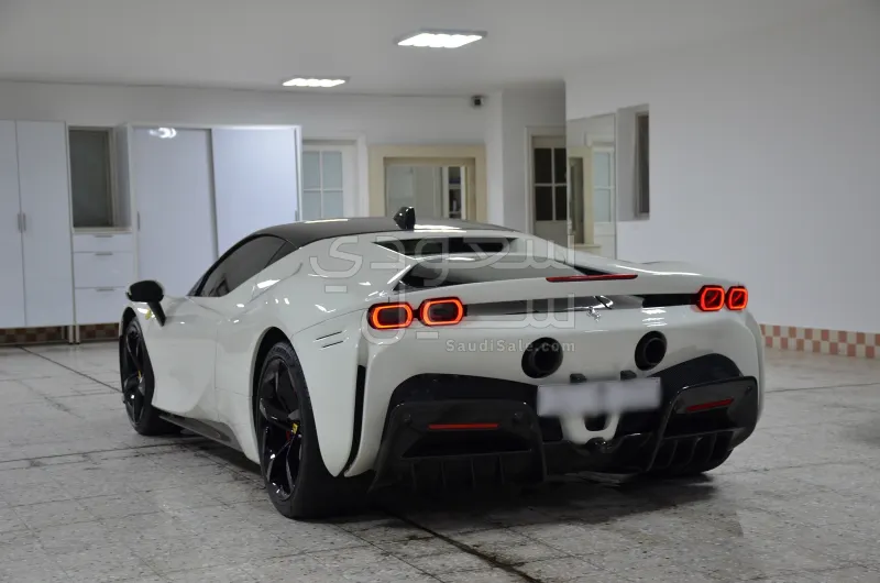 2021 Ferrari SF90 Stradale