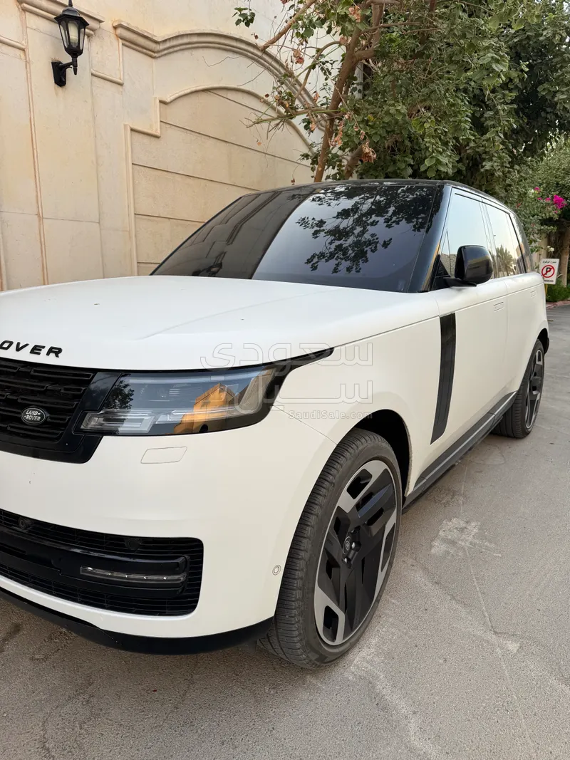 2023 Land Rover Range Rover HSE