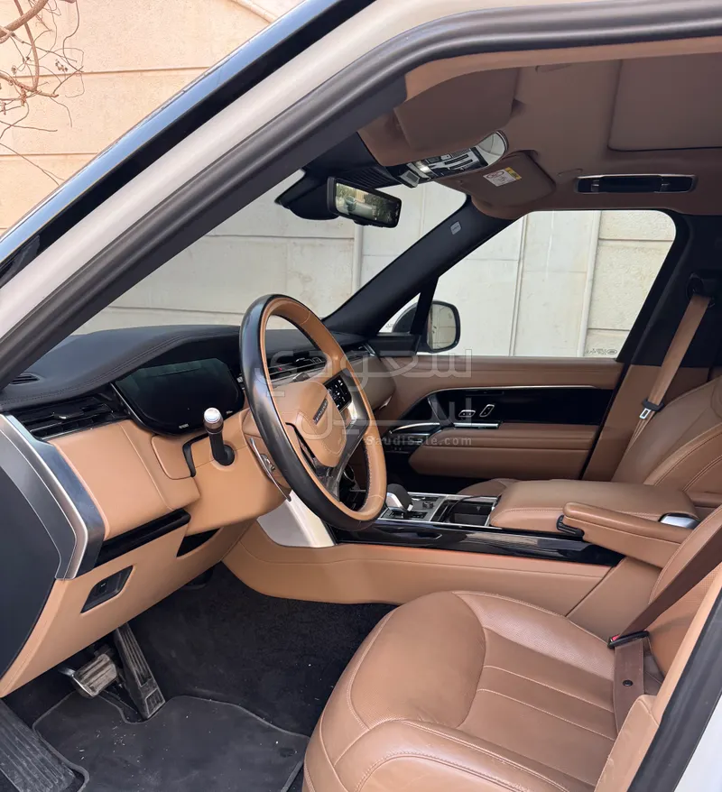 2023 Land Rover Range Rover HSE