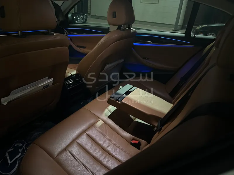 2019 بي ام دبليو الفئة الخامسة 520 أي