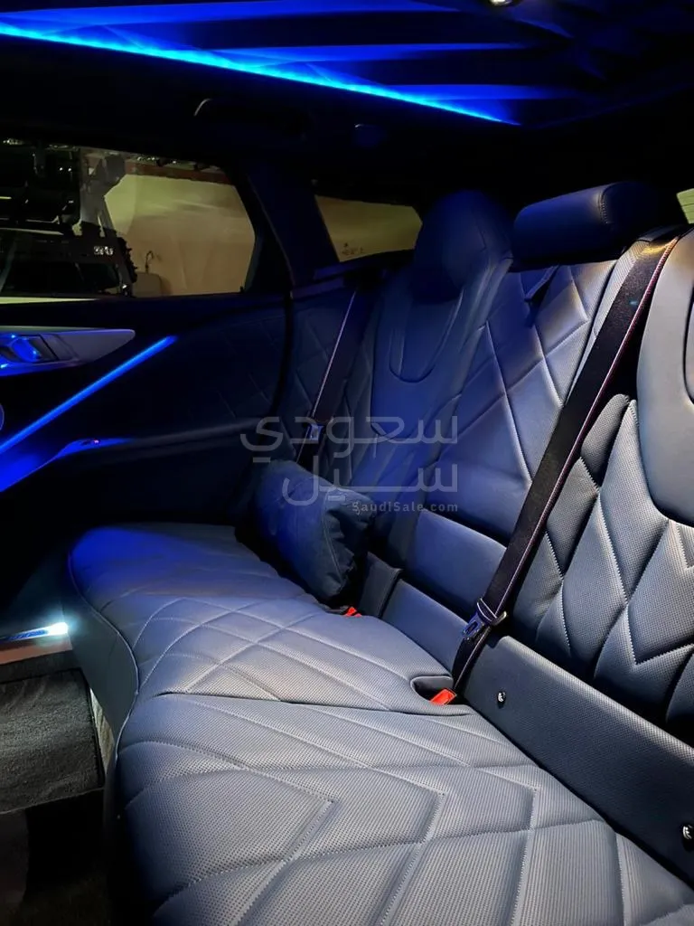 2023 BMW XM