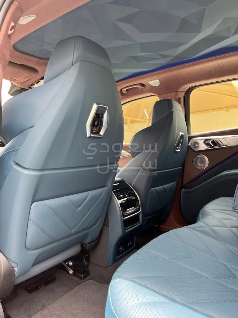 2023 BMW XM