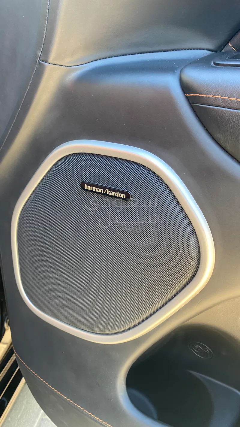 2020 Jeep Grand Cherokee Summit