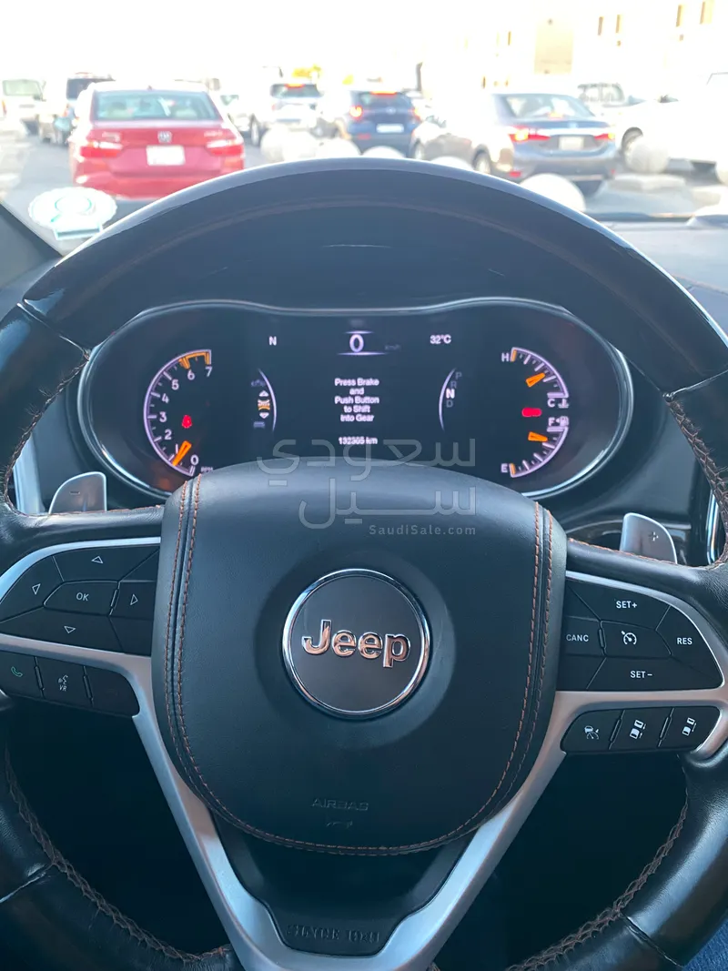 2020 Jeep Grand Cherokee Summit