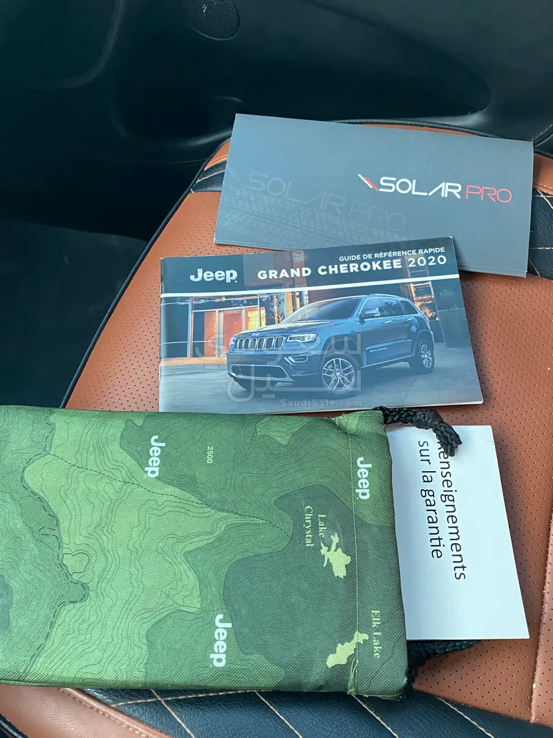 2020 Jeep Grand Cherokee Summit