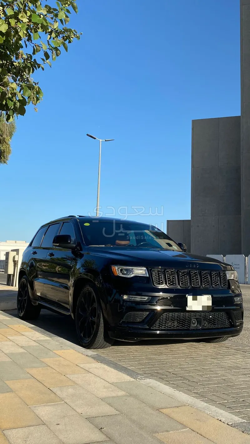 2020 Jeep Grand Cherokee Summit
