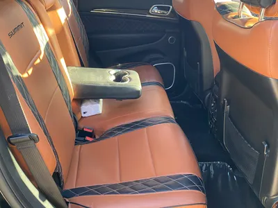 2020 Jeep Grand Cherokee Summit