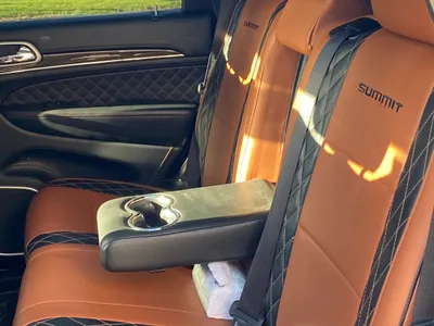 2020 Jeep Grand Cherokee Summit