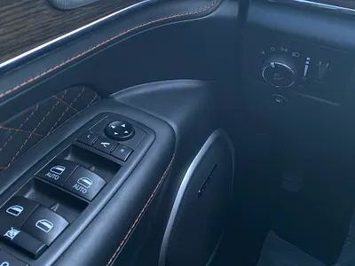 2020 Jeep Grand Cherokee Summit