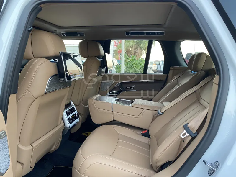 2025 Land Rover Range Rover Autobiography