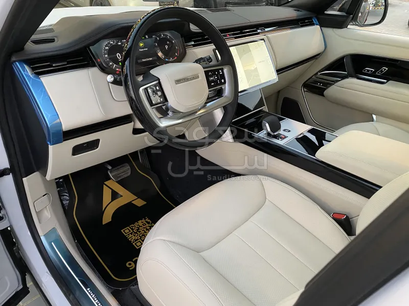2025 Land Rover Range Rover Autobiography