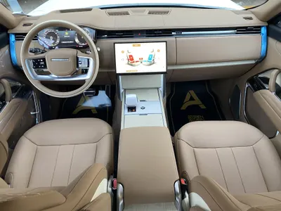 2025 Land Rover Range Rover SV Autobiography