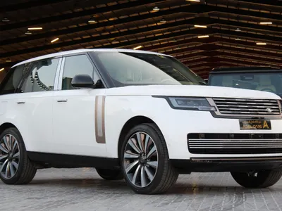 2025 Land Rover Range Rover SV Autobiography