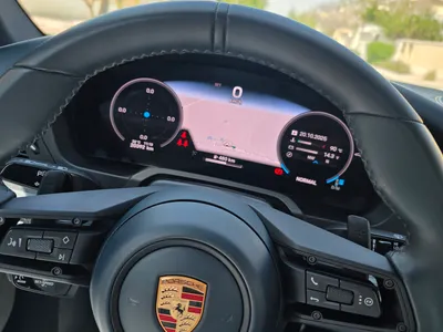 2025 بورش 911 كاريرا