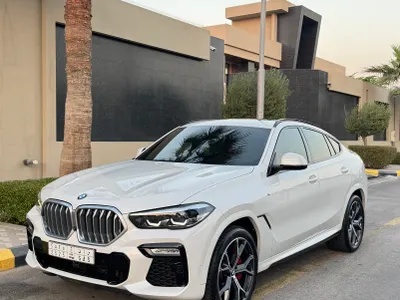 2021 BMW X Series 6