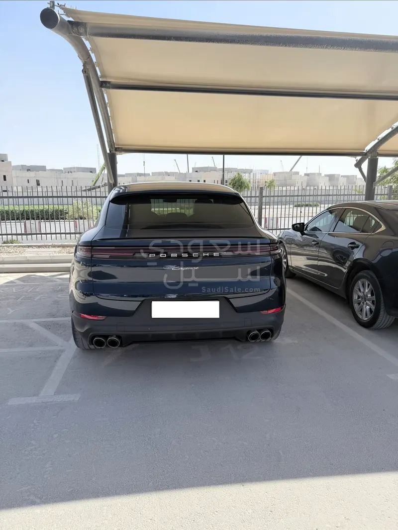 2024 Porsche Cayenne Coupe