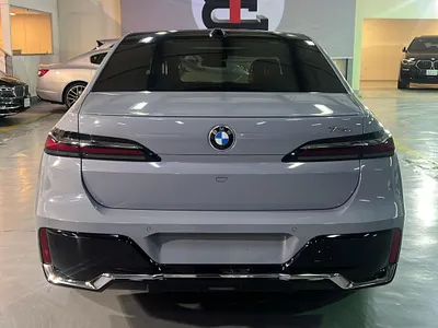 2023 بي ام دبليو الفئة السابعة 735أي