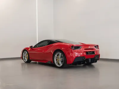 2016 فيراري 488 جي تي بي