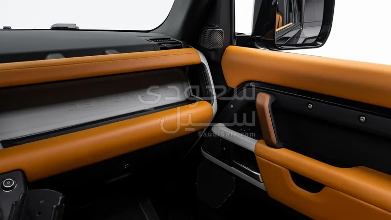2024 Land Rover Defender HSE