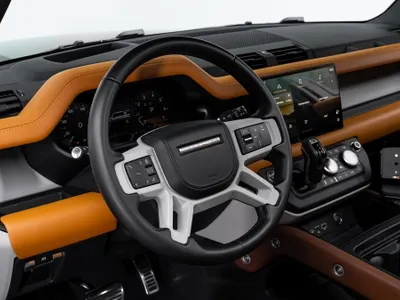 2024 Land Rover Defender HSE