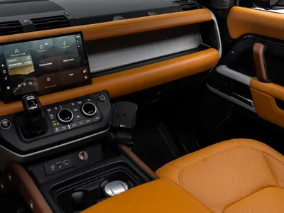 2024 Land Rover Defender HSE