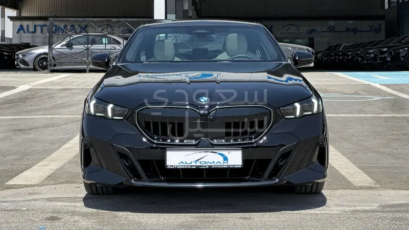 2026 بي ام دبليو الفئة الخامسة 520 أي إم كت