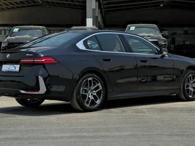2025 بي ام دبليو الفئة الخامسة 520 أي