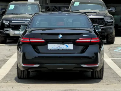 2025 بي ام دبليو الفئة الخامسة 520 أي