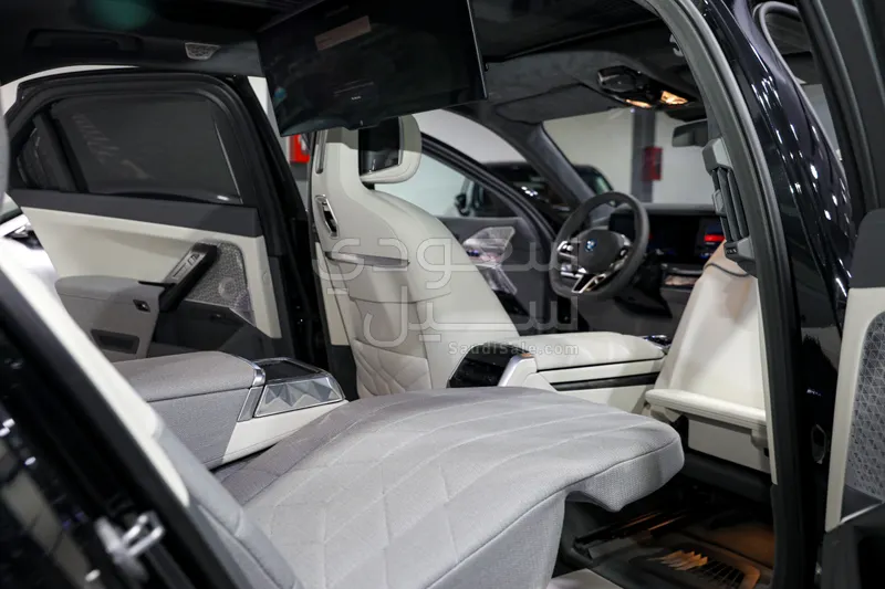 2024 BMW 7 Series 760i