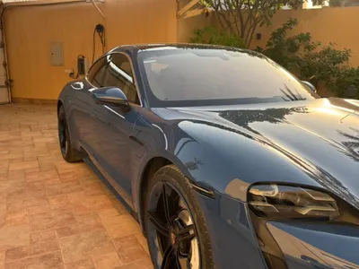 2021 بورش تايكان تيربو