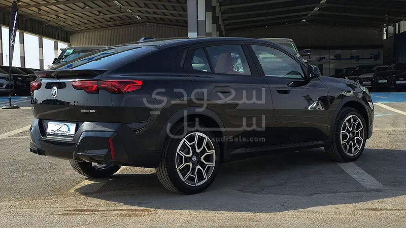 2026 بي ام دبليو الفئة اكس 2