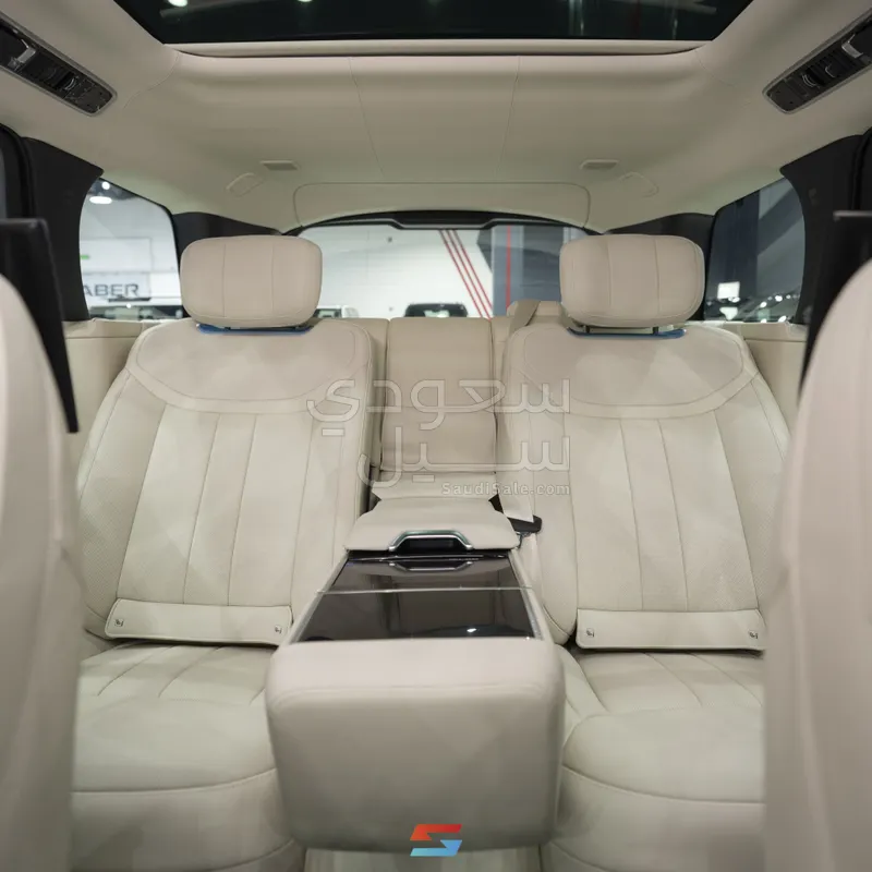 2025 Land Rover Range Rover Autobiography