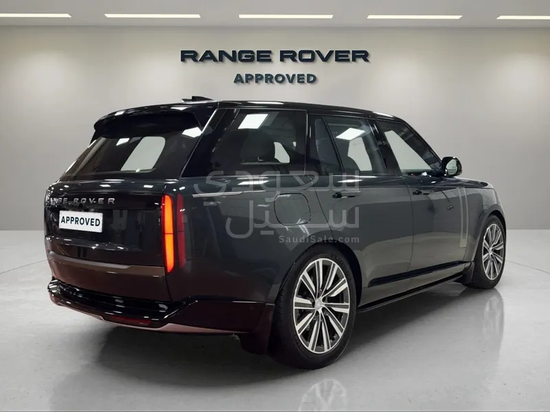 2025 Land Rover Range Rover HSE