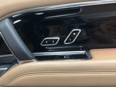 2025 Land Rover Range Rover HSE