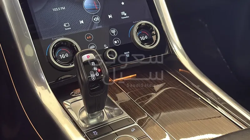 2019 لاند روفر رينج روفر سبورت اتش اس اي