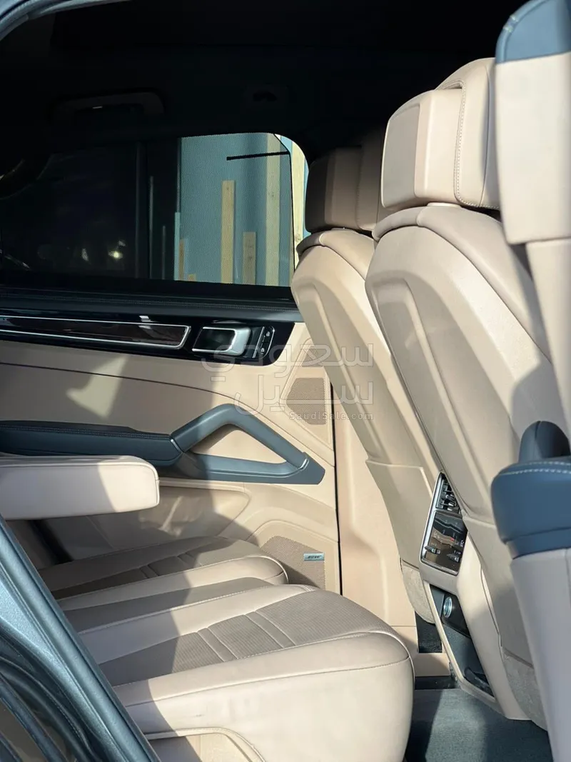 2021 بورش كايين