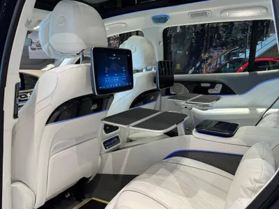 2025 مرسيدس - بنز جي إل إس 600 مايباخ