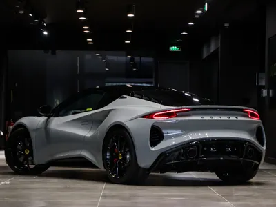2025 Lotus Emira Turbo SE