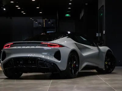 2025 Lotus Emira Turbo SE