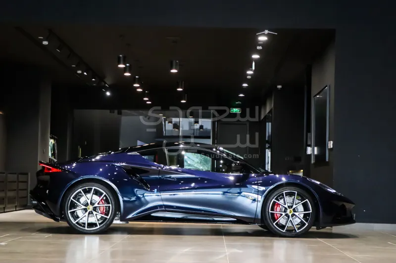 2025 Lotus Emira Turbo SE