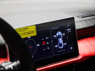 2025 Lotus Emira Turbo SE