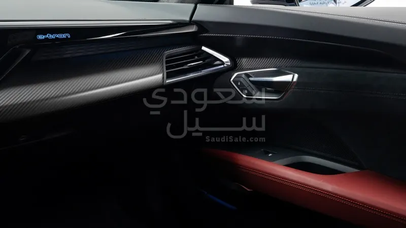 2024 اودي إي ترون